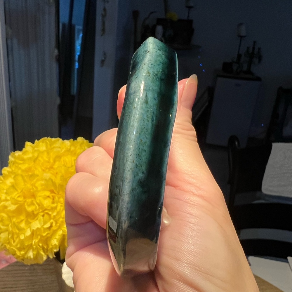Elegant Green Ceramic Bracelet note minor chips hard to see when its on wrist - Picture 8 of 12